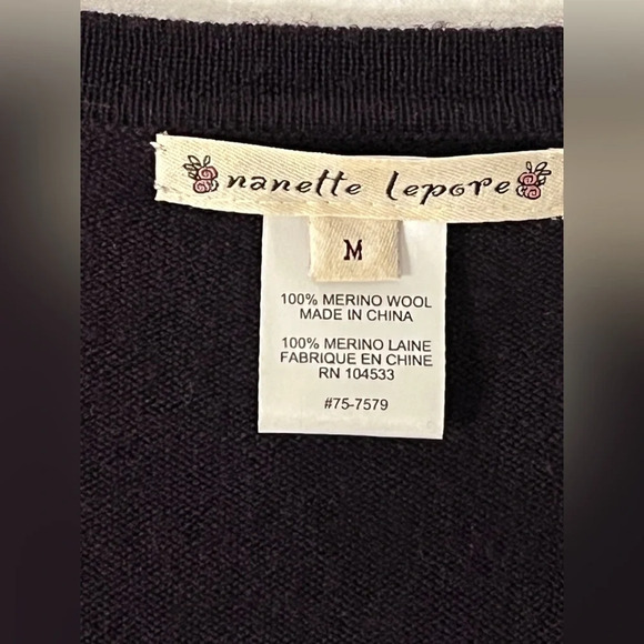 Nanette Lepore merino wool purple cropped sweater w black ribbons - Picture 3 of 6